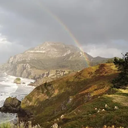 Ampuero, Cantabria, Rio Ason. Hasta 6 Personas Apartment Ampuero