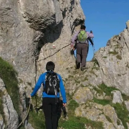 Ampuero, Cantabria, Rio Ason. Hasta 6 Personas