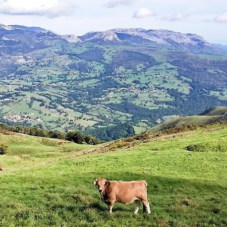 Ampuero, Cantabria, Rio Ason. Hasta 6 Personas Apartment *